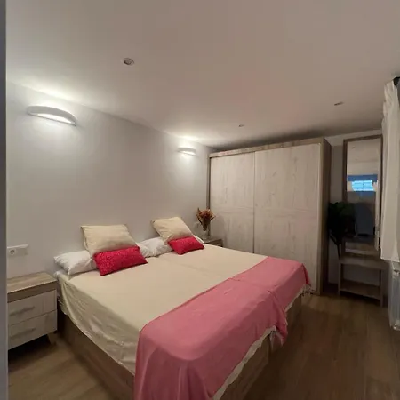 Playa San Lorenzo Χιχόν