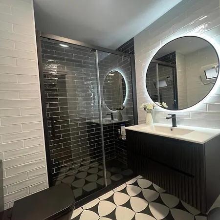 Playa San Lorenzo * Χιχόν